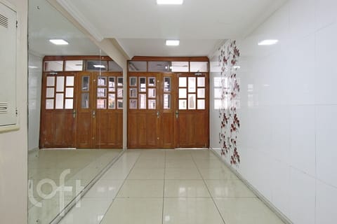 Image 15 - 252720